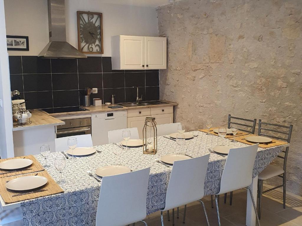 Gîte Beaulieu-sur-Loire, 6 pièces, 10 personnes - FR-1-590-240 photo 1
