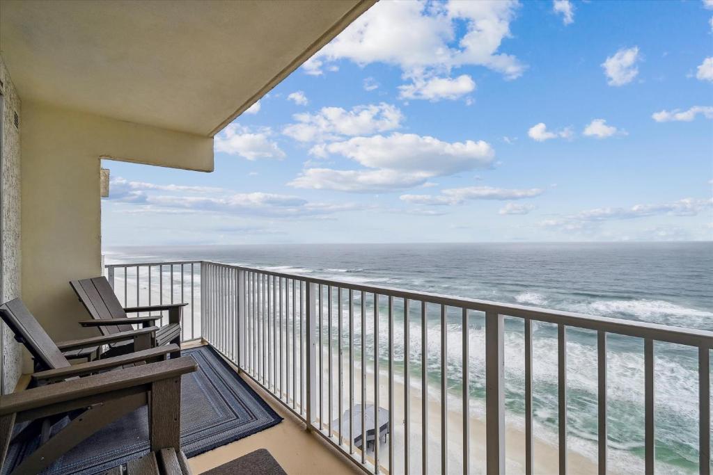 Shores of Panama 1630 condo photo 3