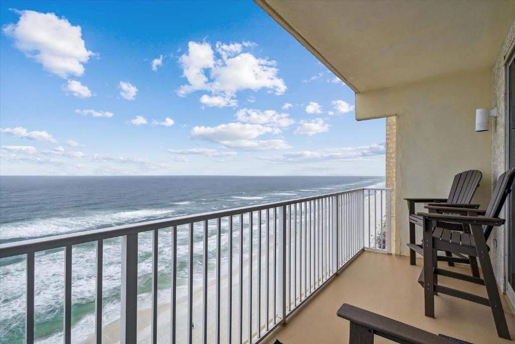 Shores of Panama 1630 condo photo 4