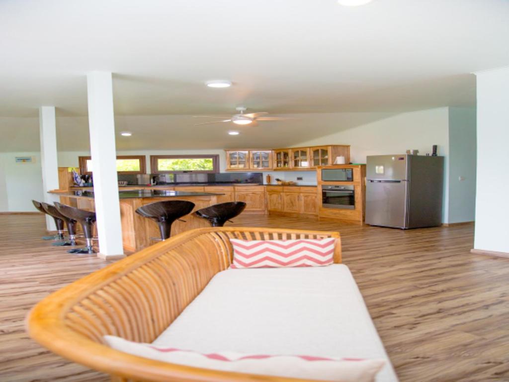 3 bedrooms appartement at Au Cap 100 m away from the beach with sea view enclosed garden and wifi photo 3