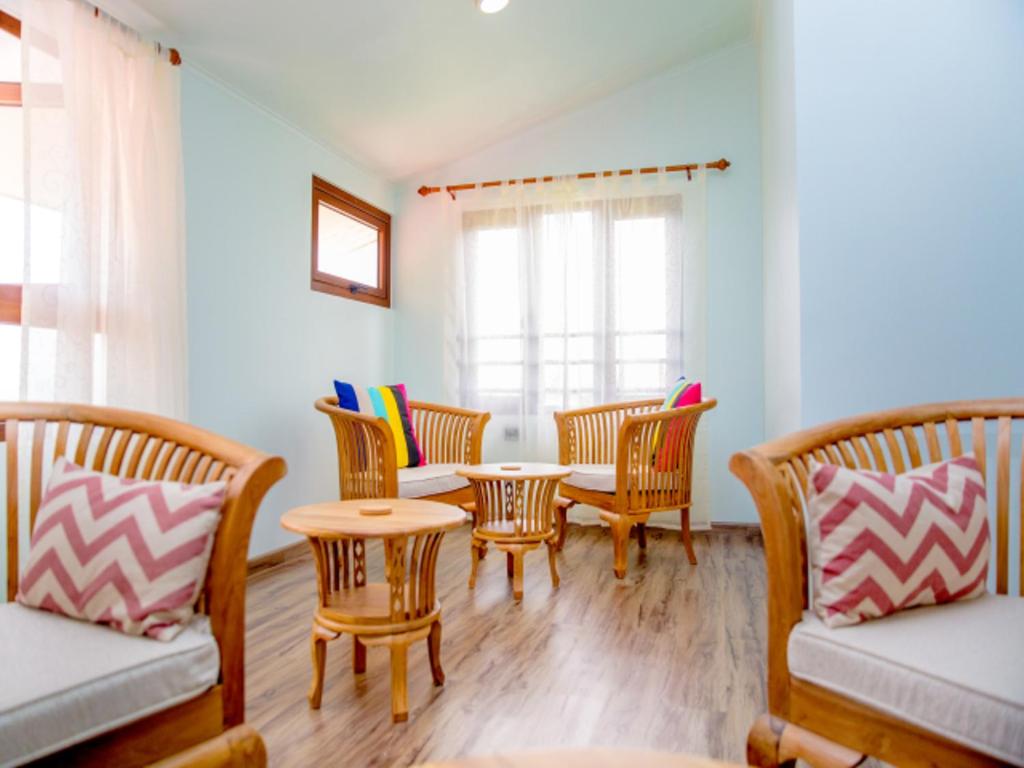 3 bedrooms appartement at Au Cap 100 m away from the beach with sea view enclosed garden and wifi photo 4
