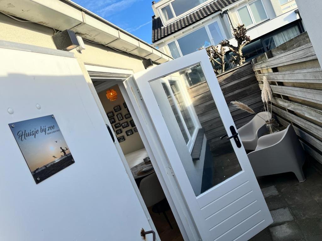 Huisje bij Zee (gratis parkeren) photo 2