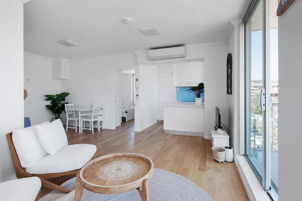 Cute Beachfront Apartment photo 3