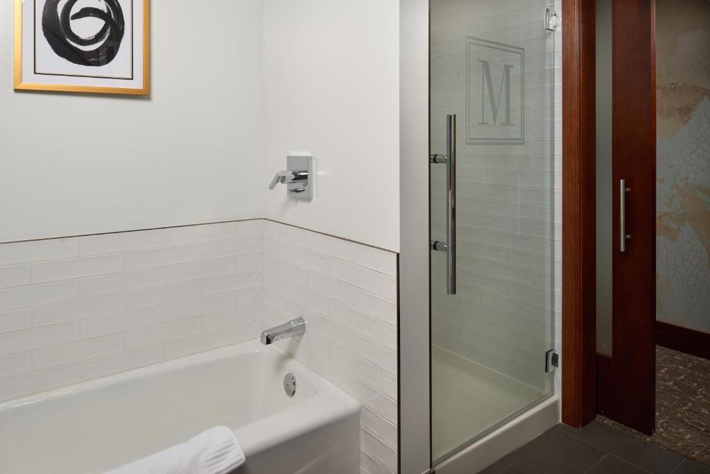 The Merrill Hotel & Conference Center, Muscatine, a Tribute Portfolio Hotel photo 2