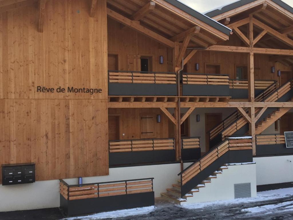Appartement neuf dans chalet idéalement situé, 5 couchages Prestations de qualité photo 1