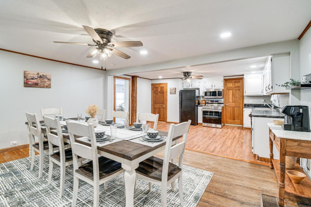 Auburn Finger Lakes Farmhouse with Open Views! photo 1