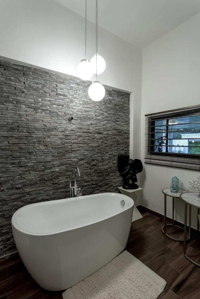 La Caduta Luxury Villa photo 2