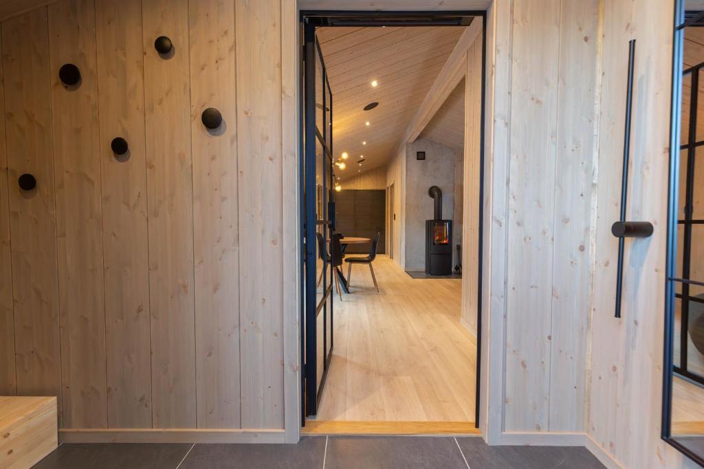High standard cabin in a quiet area in the bossom of nature near Flå photo 2