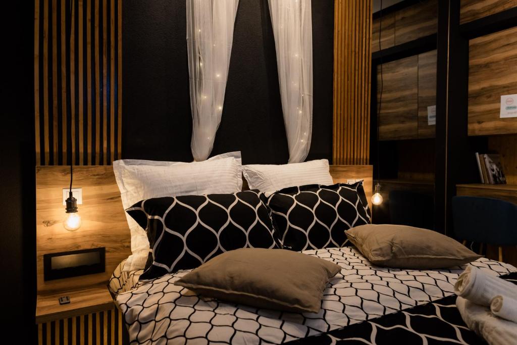 Movie House Short Stay photo 2