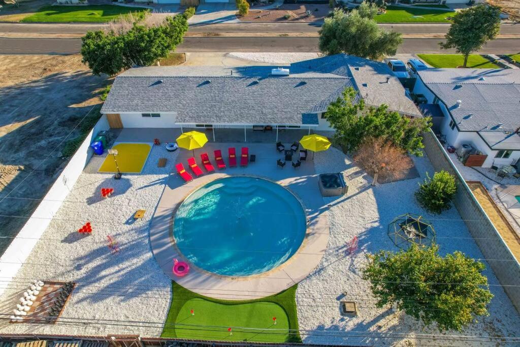 Cactus Cove Golf Pool Fitness! photo 1