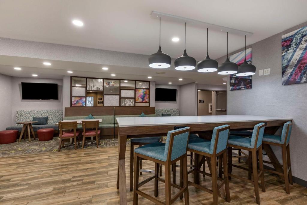 Hampton Inn Fort Collins photo 4
