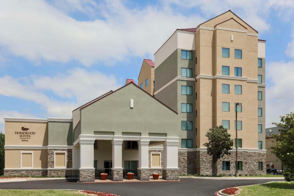 Homewood Suites by Hilton Ft. Worth-North at Fossil Creek image