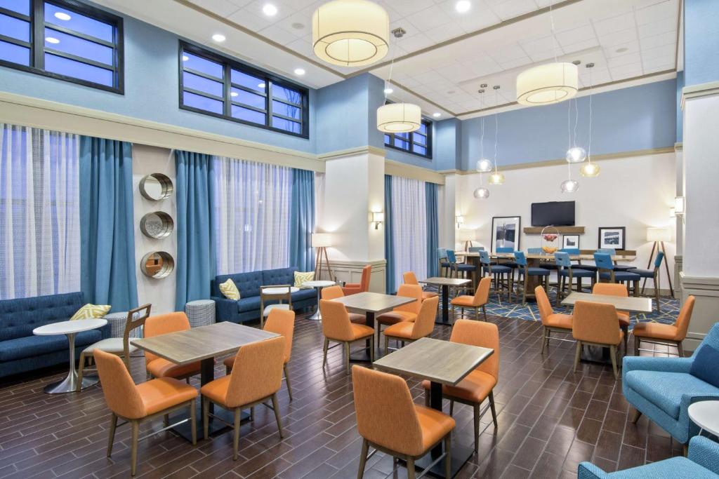 Hampton Inn & Suites Spokane Valley photo 3