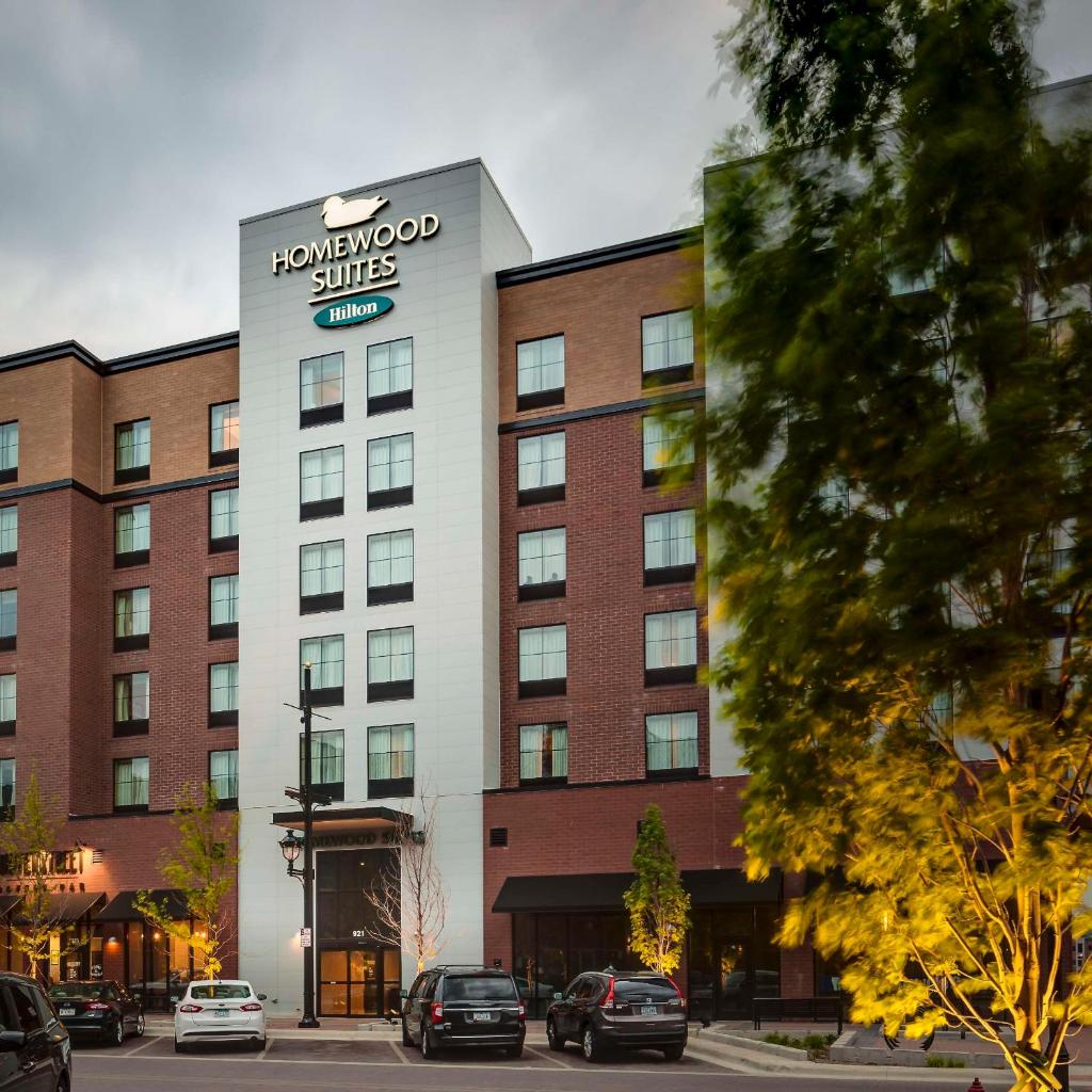 Homewood Suites by Hilton Coralville - Iowa River Landing photo 1