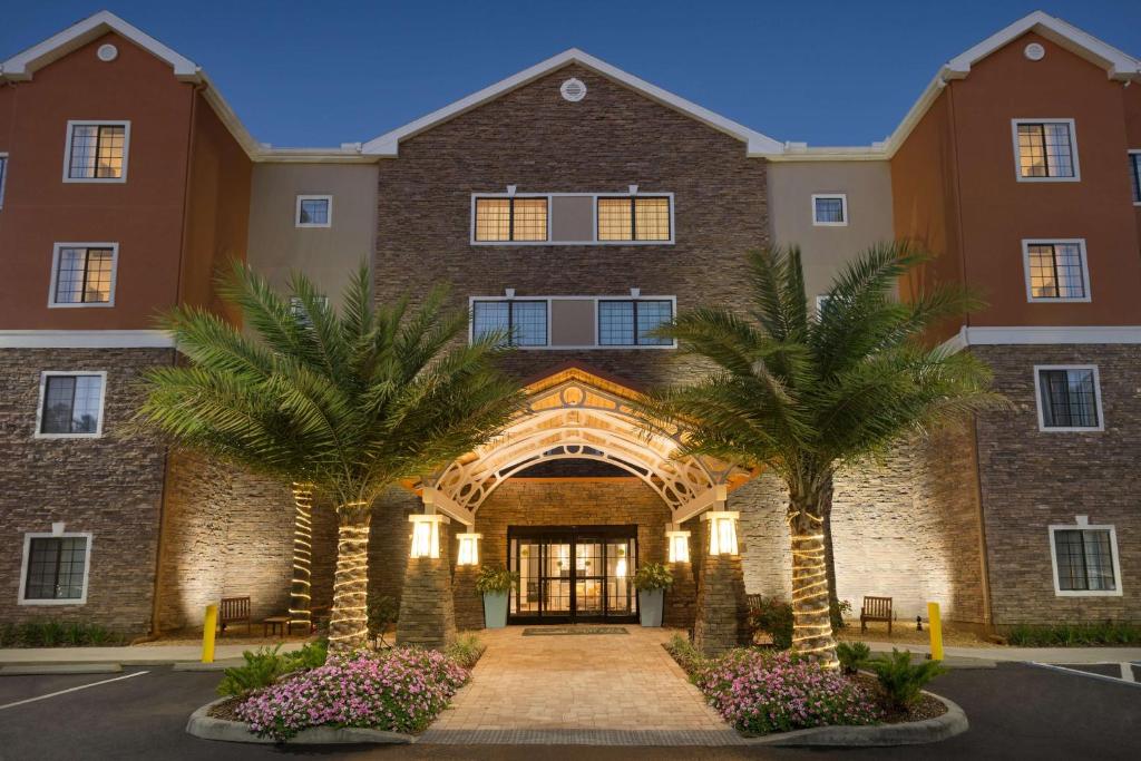 Homewood Suites Jacksonville Deerwood Park photo 2