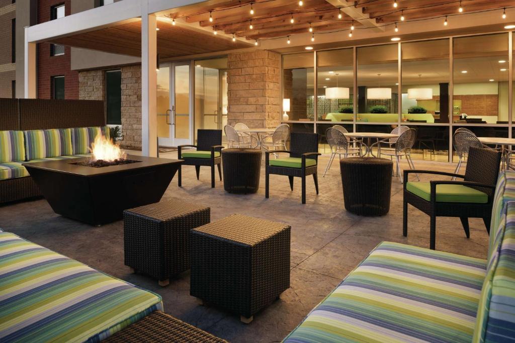 Home2 Suites By Hilton Iowa City Coralville photo 1