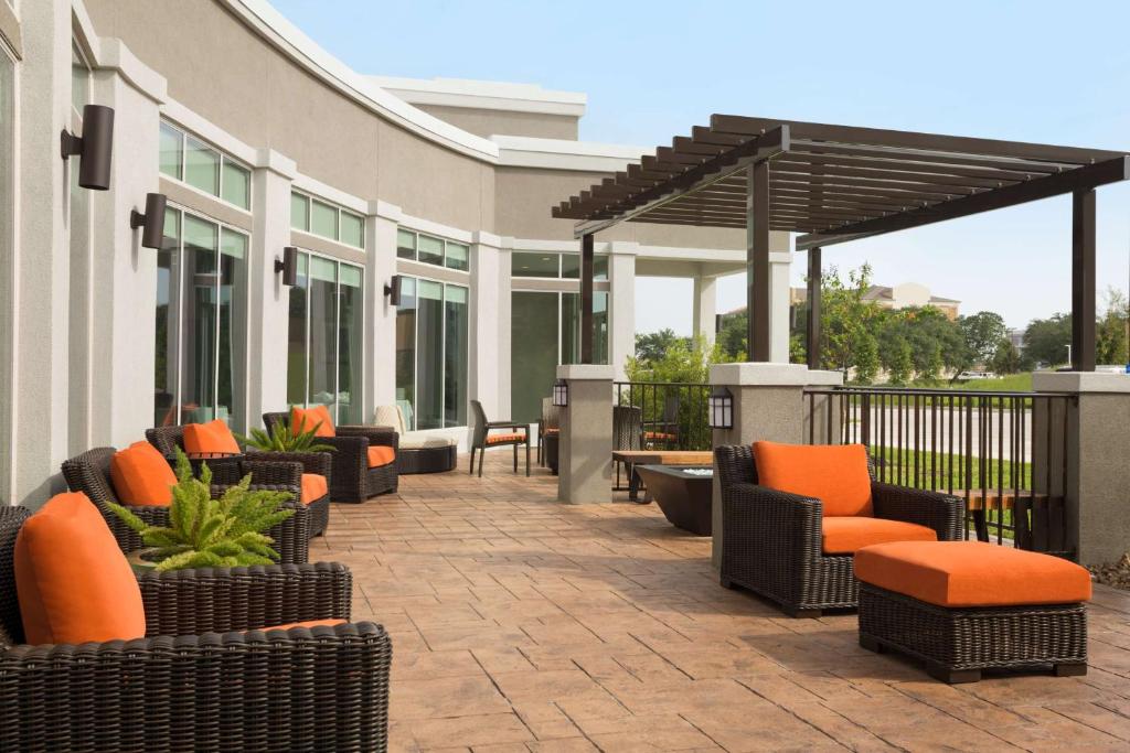 Hilton Garden Inn Houston-Baytown photo 3