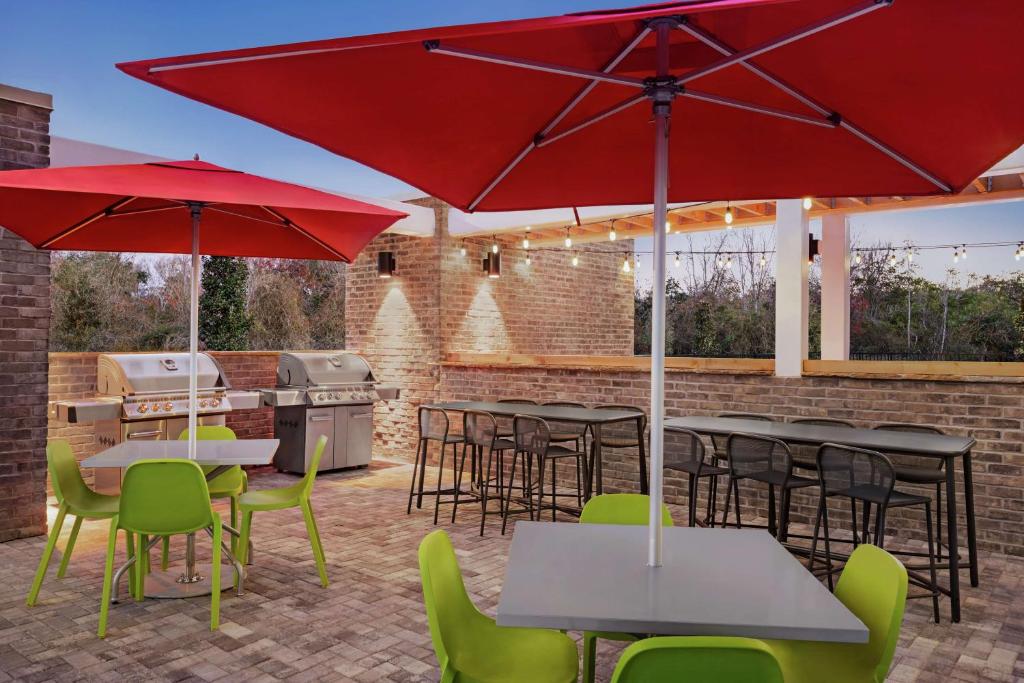 Home2 Suites By Hilton Fernandina Beach on Amelia Island, FL photo 2