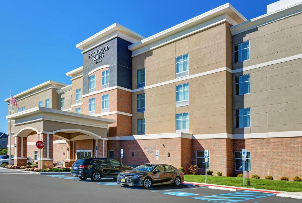 Homewood Suites by Hilton Edison Woodbridge image