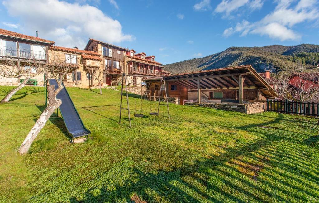 1 Bedroom Awesome Home In Cabezon De Liebana photo 4