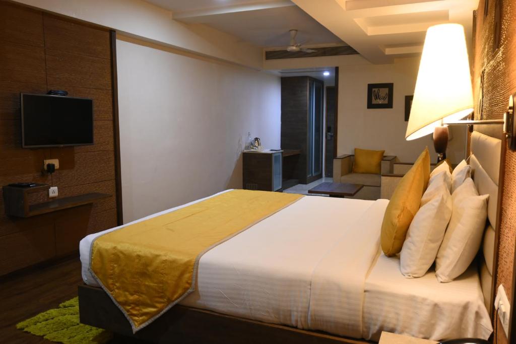 Hotel Ace Grand By MS Hotels photo 2