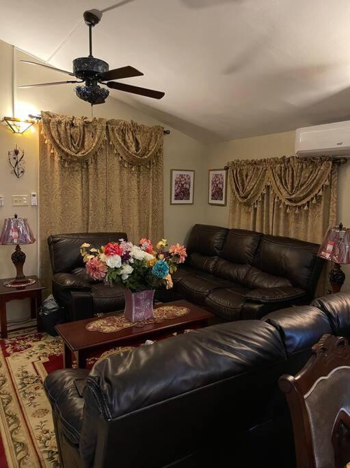 Cheerful Two-bedroom 1bath, WIFI, air conditioning