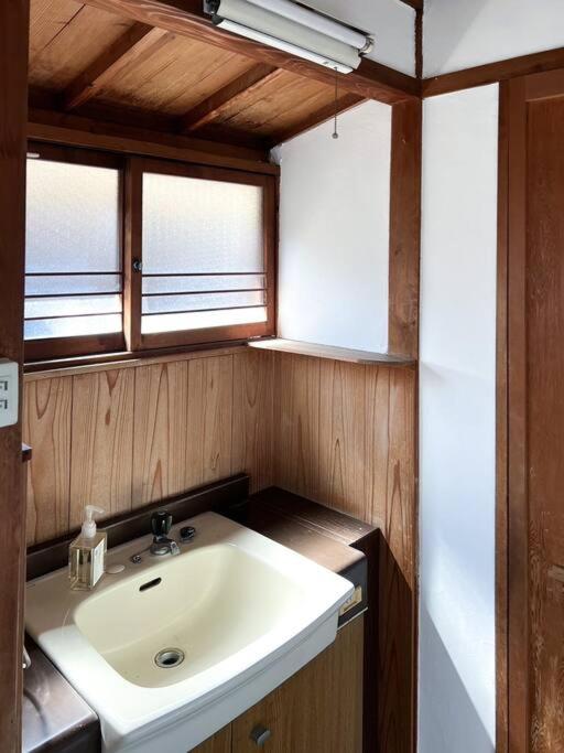 ひねもす102:宇野駅から車で5分 直島へ 最大8名様 古民家 photo 4
