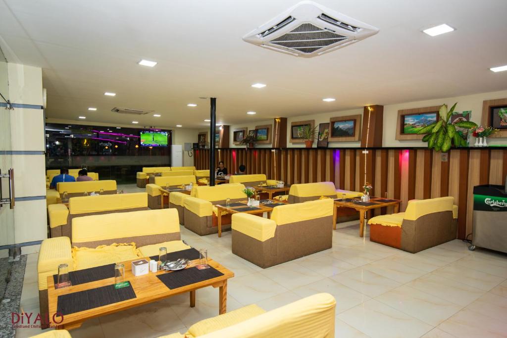 Diyalo Foodland Chitwan photo 1