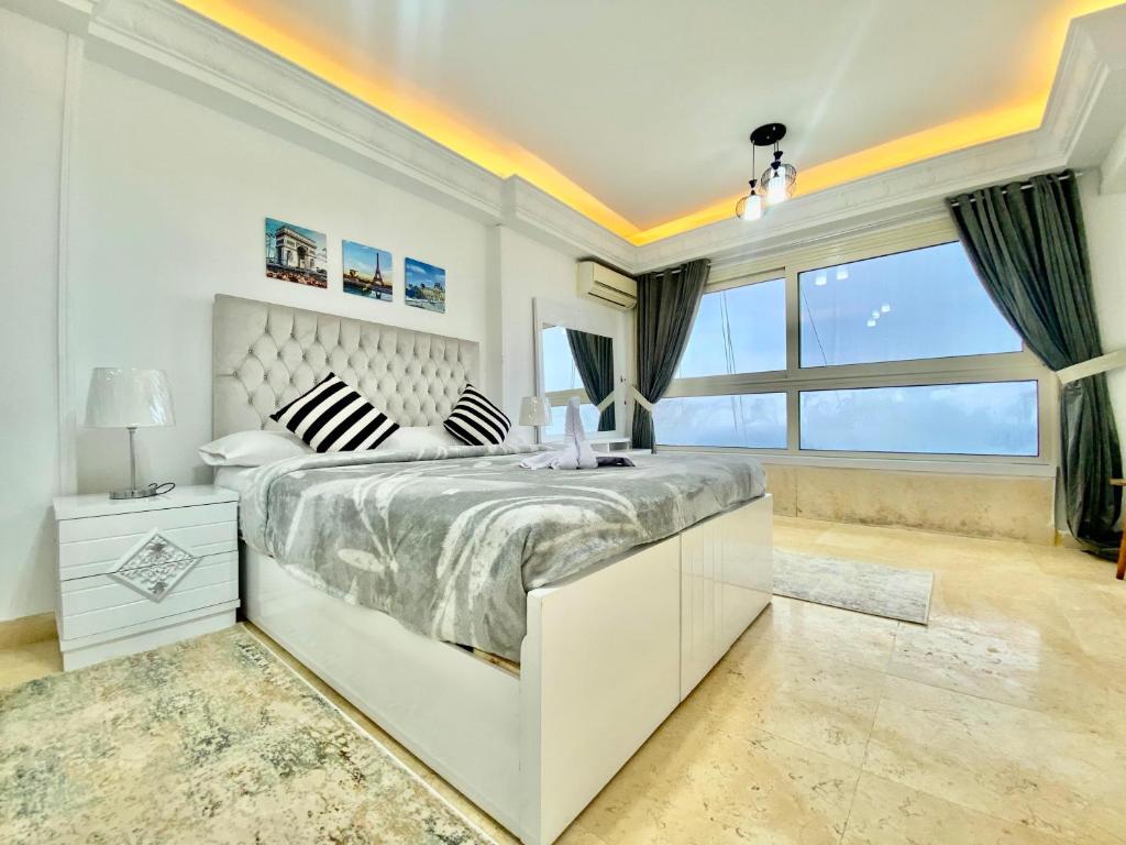 Alexandria Luxury Apartments Stanley Direct Sea View photo 3