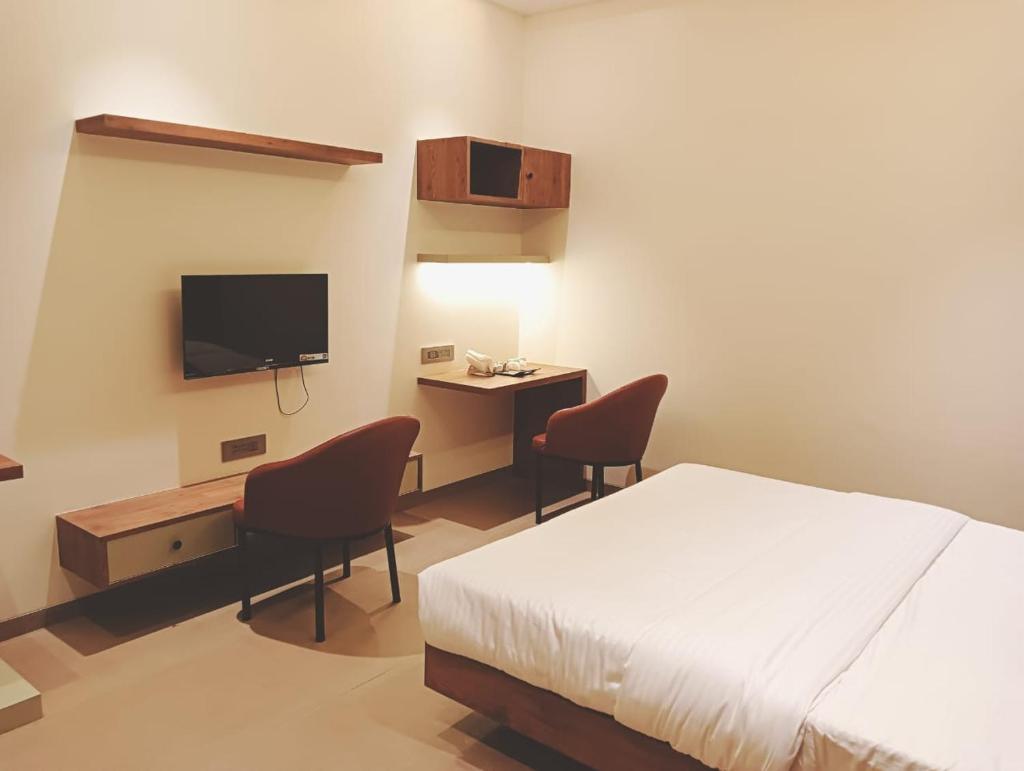 Hotel Amar Palace Ahmednagar photo 3
