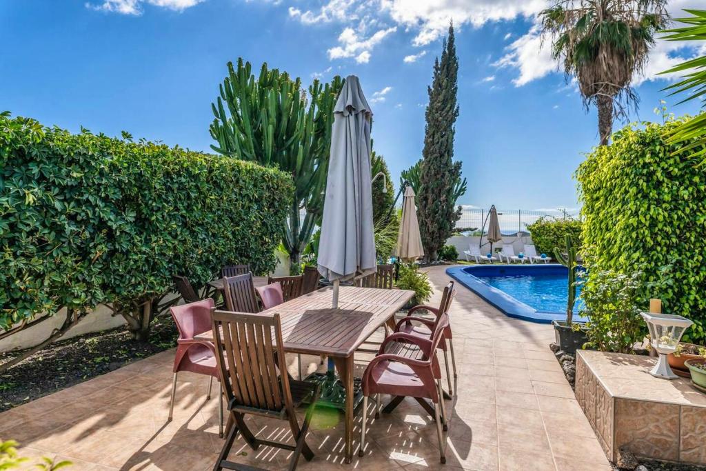 3 bedrooms house with shared pool and wifi at Oroteanda Baja 5 km away from the beach photo 2