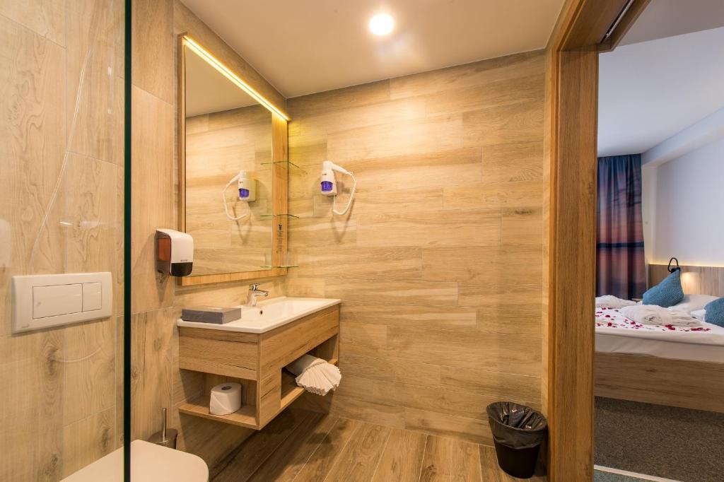 Akadémia Hotel photo 3