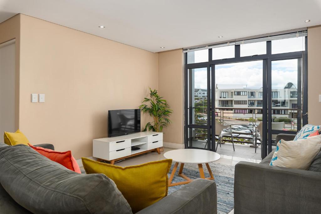 207 Eden on the Bay