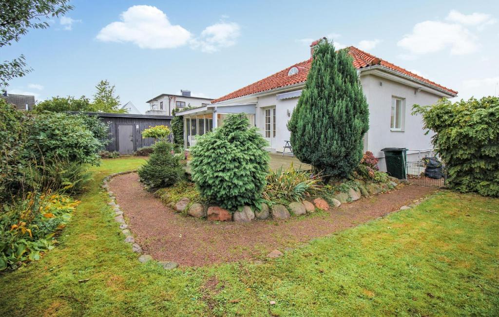 2 Bedroom Amazing Home In Hgans photo 1