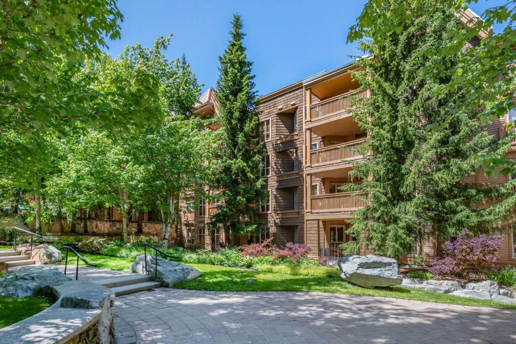 Hilton Grand Vacations Club Whistler photo 4