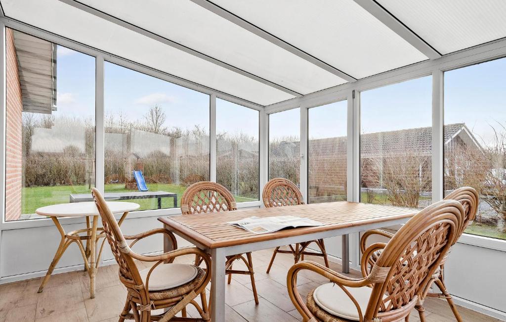 Stunning Home In Sydals With 4 Bedrooms And Wifi photo 2