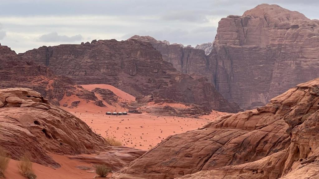 Wadi Rum Happy photo 3