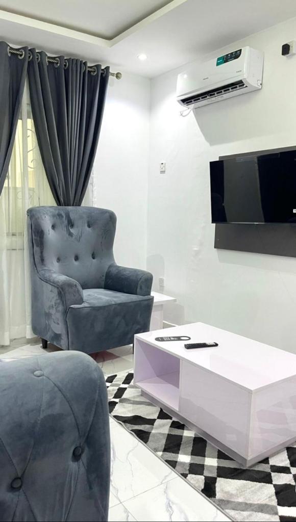 1bedroom serviced apartment in Benin City photo 4