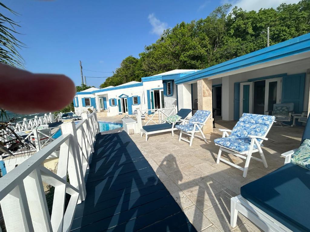 North Star Villa Oceanfront Family-Retreat With Pool photo 3