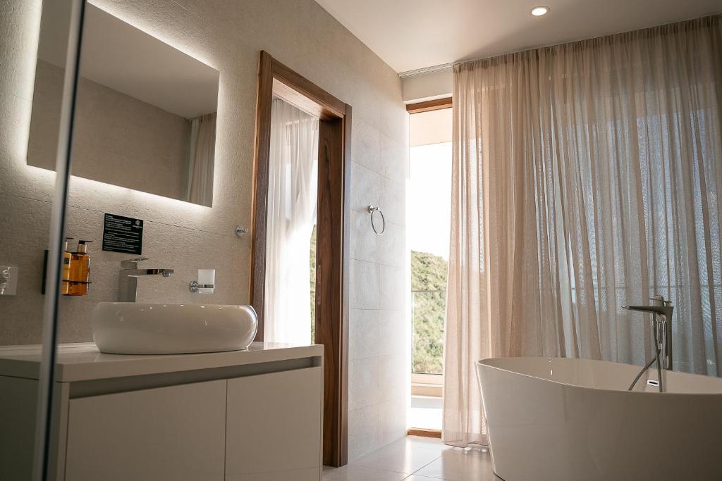Cape Villas - Cliffside photo 3