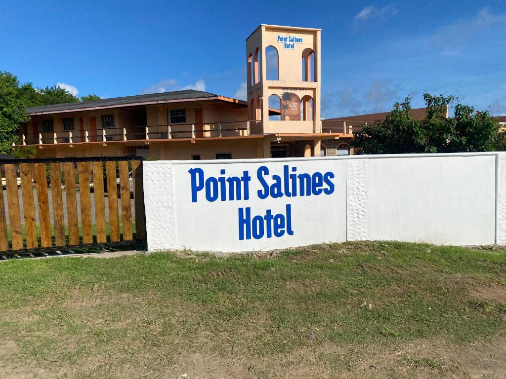 Point Salines Hotel Apartment 1 photo 3