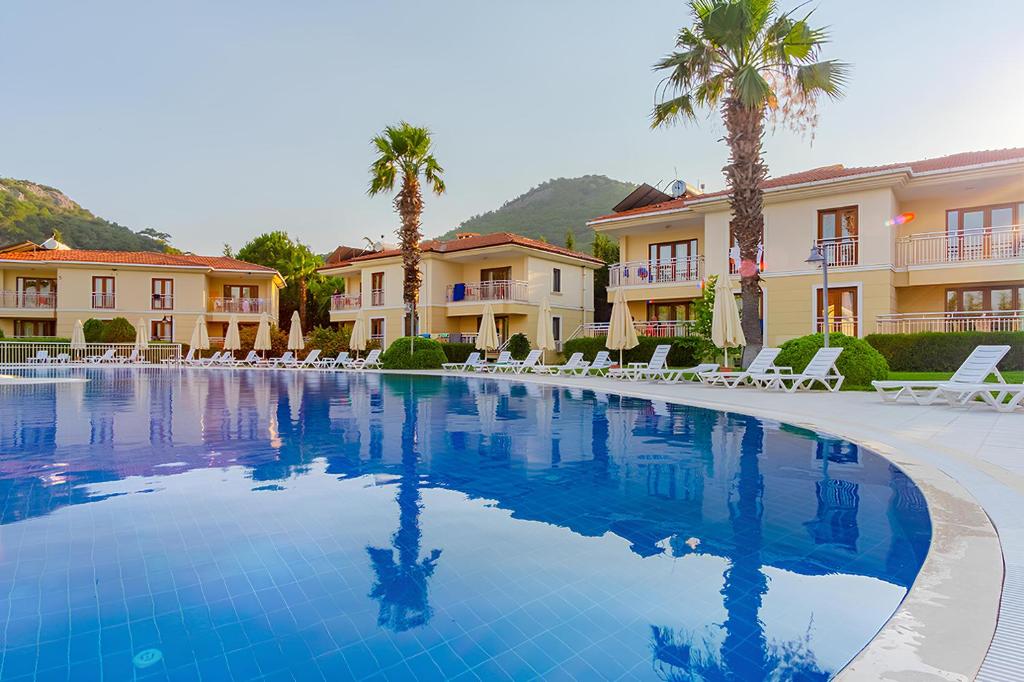 The One Club Hotel photo 3
