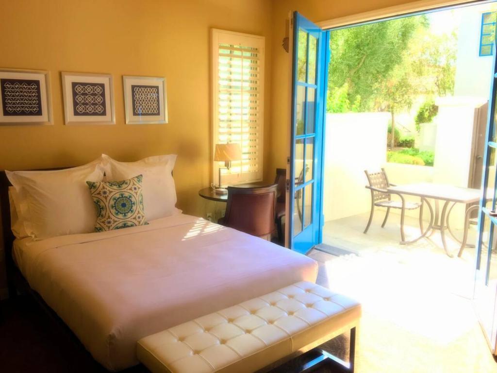 Legacy Villas 2Br - PERFECT Spot with Hotel Luxuries image