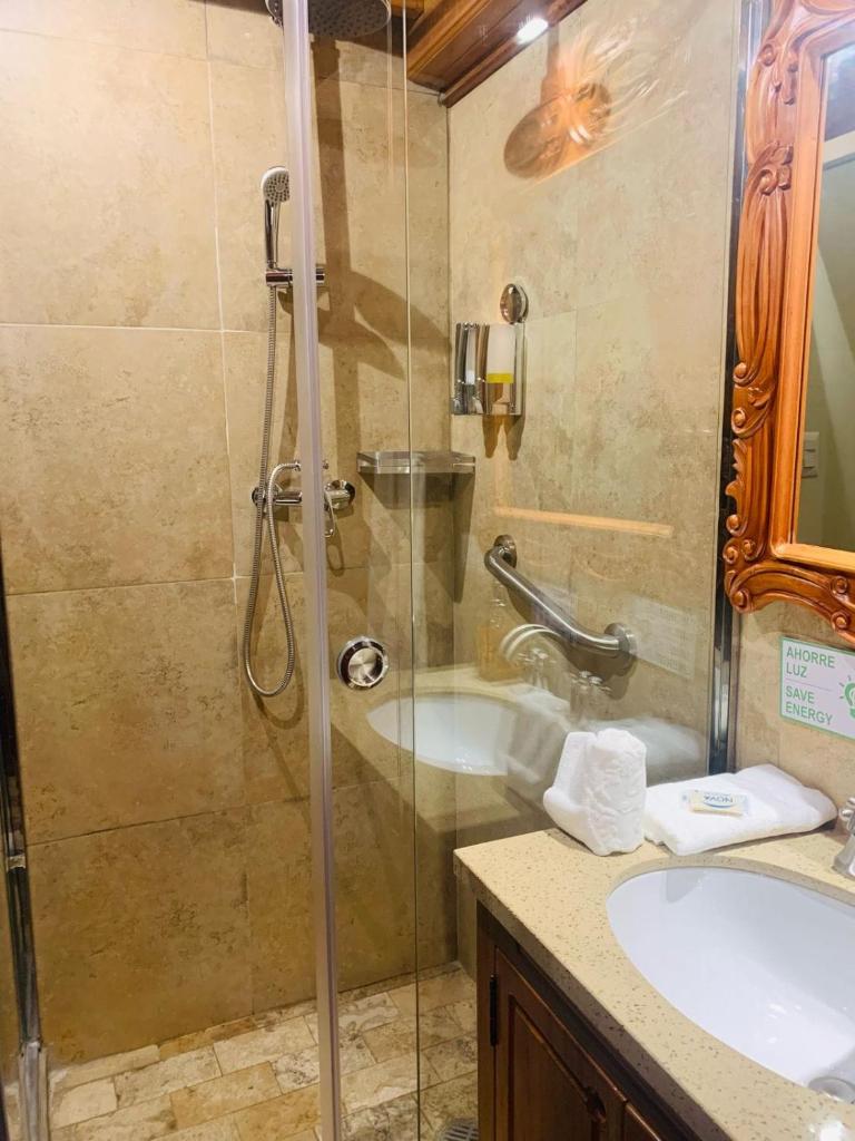 Magdalena Hotel & Suites photo 3