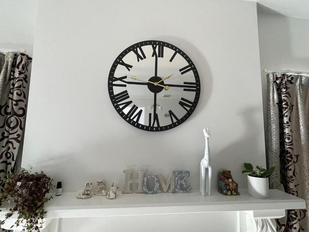 Home in Church corner photo 1