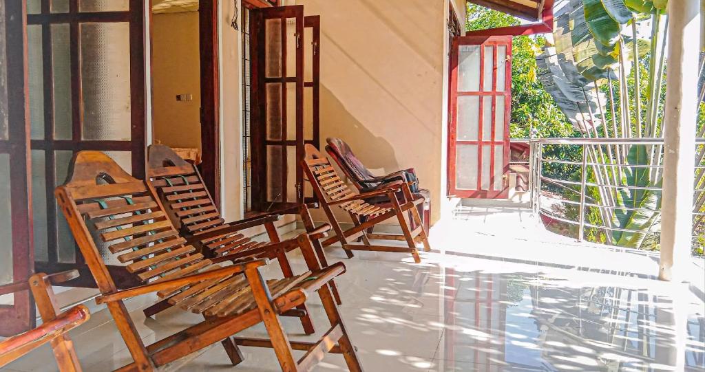 sisi place photo 1
