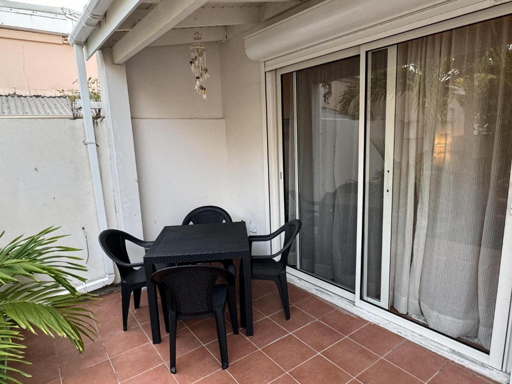 Charming 1-Bed Studio in Simpson Bay - Beacon Hill photo 4