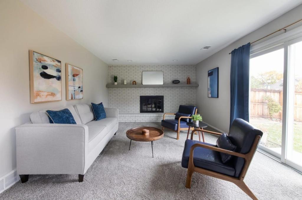 Lovely Denver Retreat W Cozy Fire Pit & Games photo 1