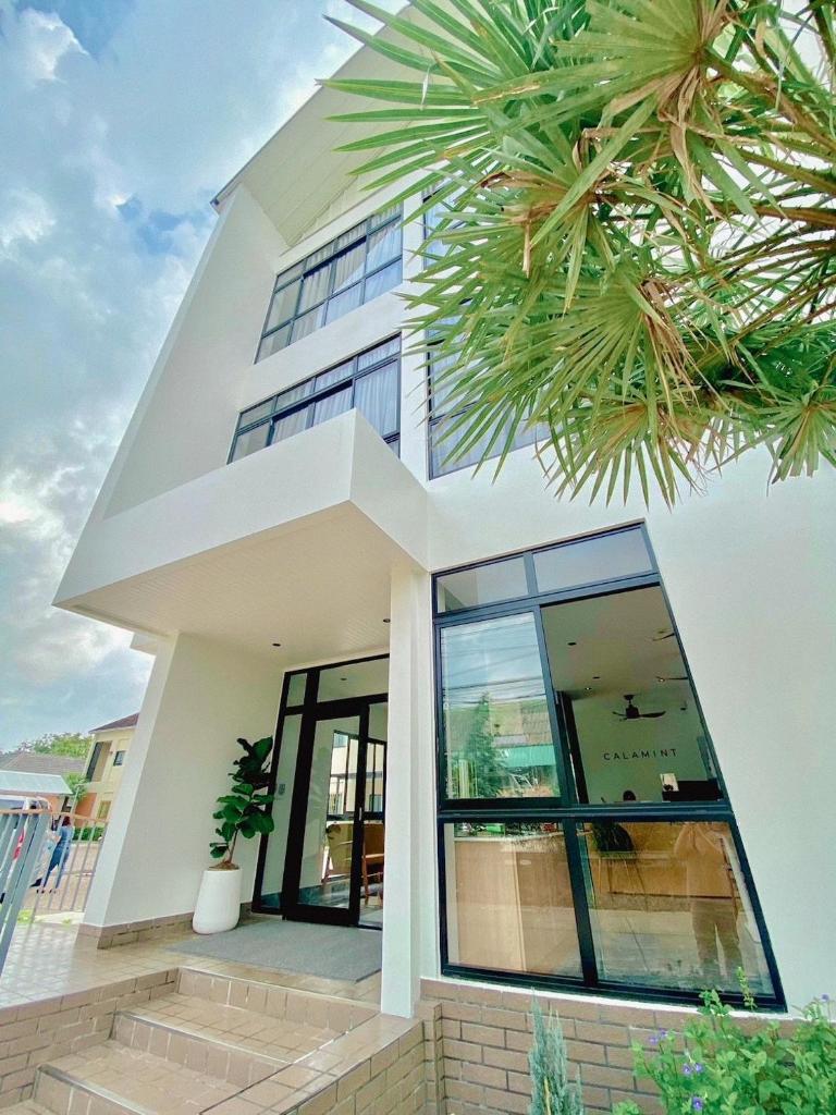 Calamint Residence Hotel ( คาลามิ้นท์) photo 1