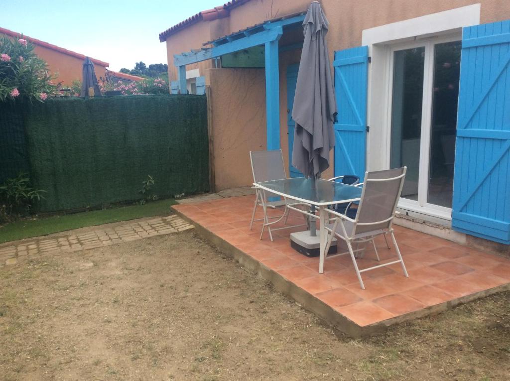 Jolie petite villa climatisée proche de la mer photo 1